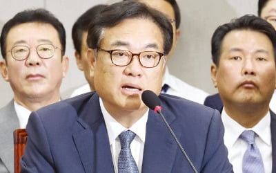 정진석 "해병대원 특검법, 위헌소지…거부권 행사 당연"